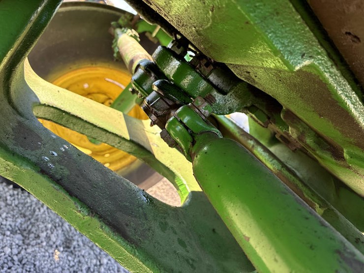john-deere-4020-image-39