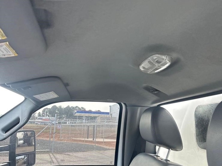 2016-ford-f350-xl-image-30