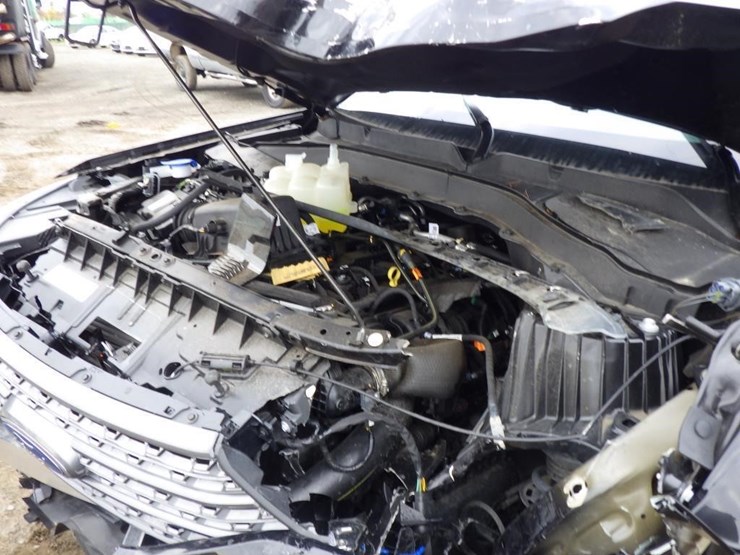 2024-ford-explorer-image-10