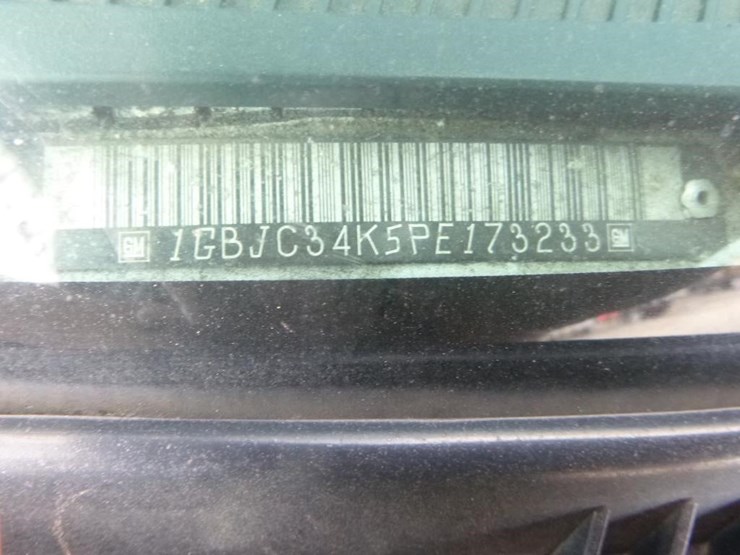 1993-chevrolet-3500-image-17