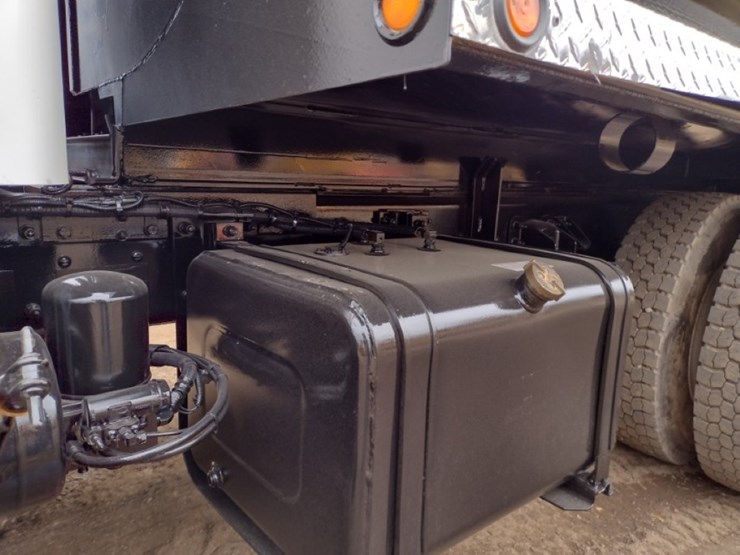 2009-kenworth-t370-image-30