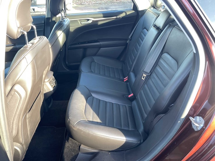 #1388-•-2015-ford-fusion-(has-wi-title)-(of)-image-68