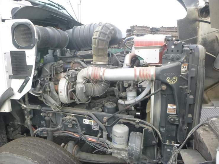 2012-kenworth-t800-image-18