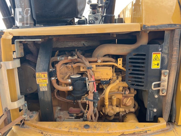 caterpillar-305e2-cr-image-30