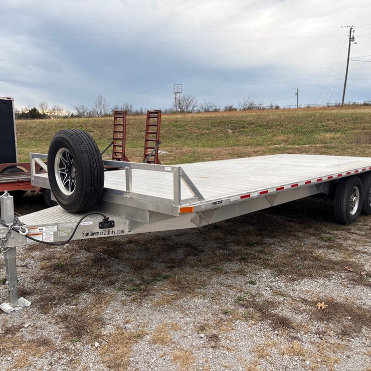 #29779 • 2023 SUNDOWNER 8’ X 24’ TANDEM AXLE MULTI-PURPOSE