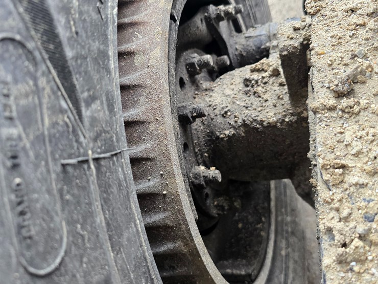 2020-peterbilt-567-image-114