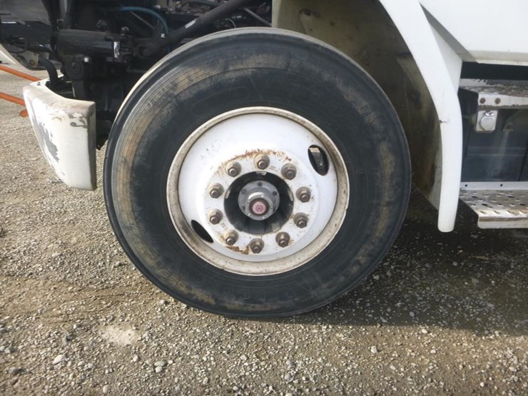 freightliner-fl70-image-20