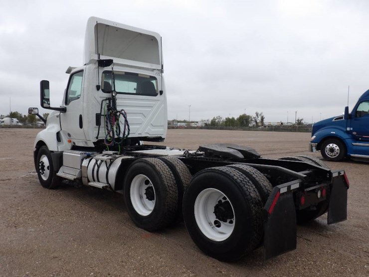 2019-international-lt-image-13