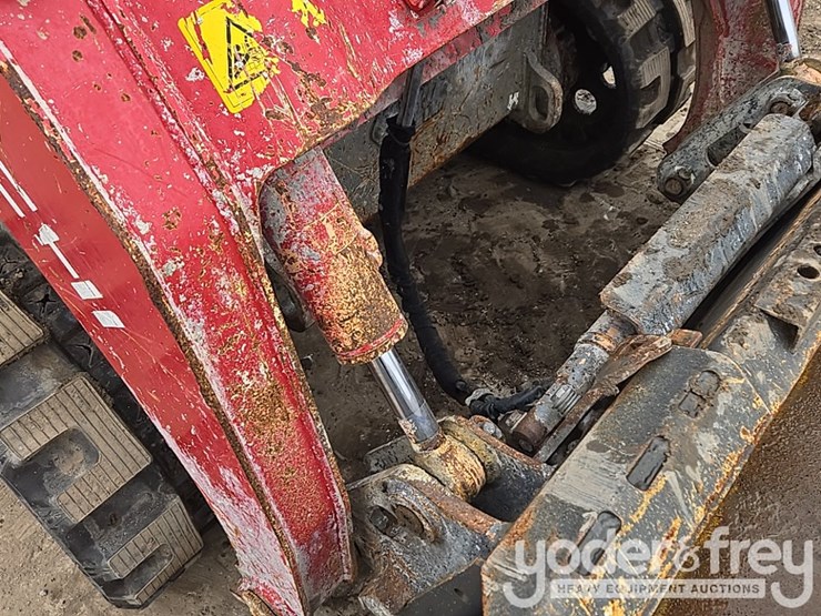 takeuchi-tl8r2-image-53