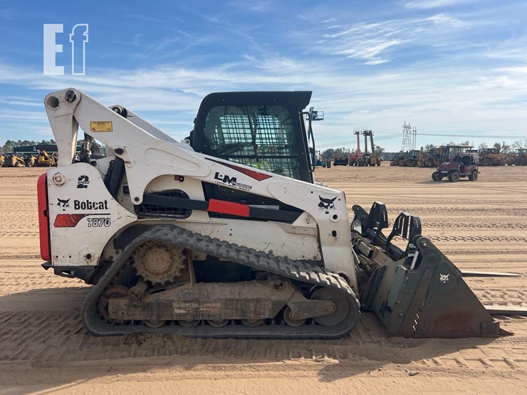 bobcat-t870-image-5