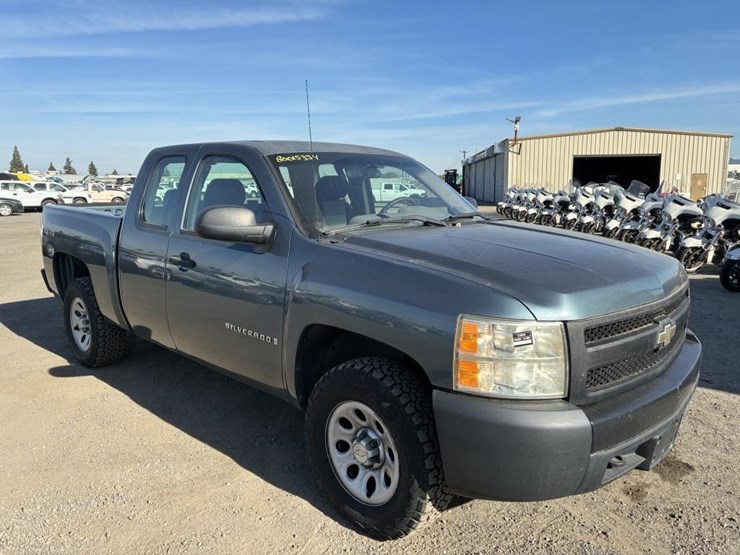 2008-chevrolet-1500-image-2