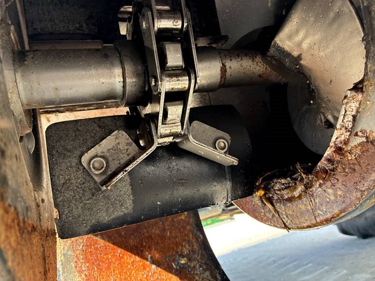 case-ih-5088-image-68