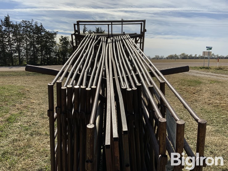 feed-panel-trailer-image-19