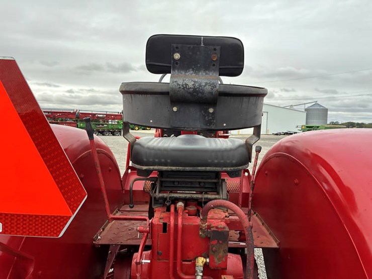 #122323-•-1965-ih-806-wheatland-#4518s-y-image-18