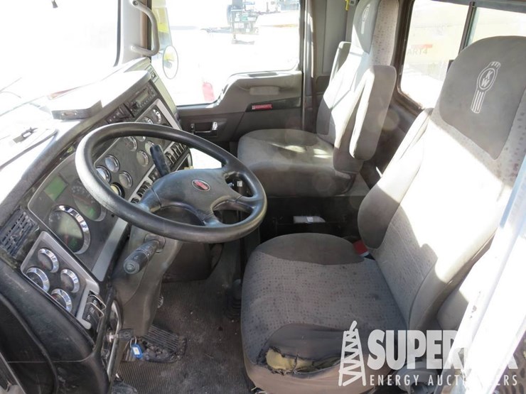 kenworth-t800-image-13