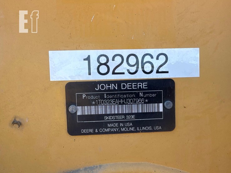 2017-deere-323e-image-17