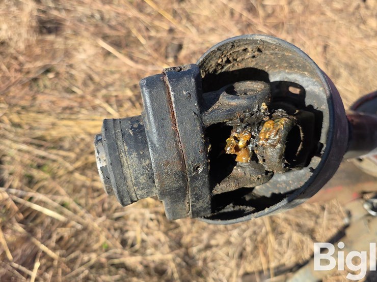 westfield-mkk-100-63-grain-auger-w/swing-hopper-image-11