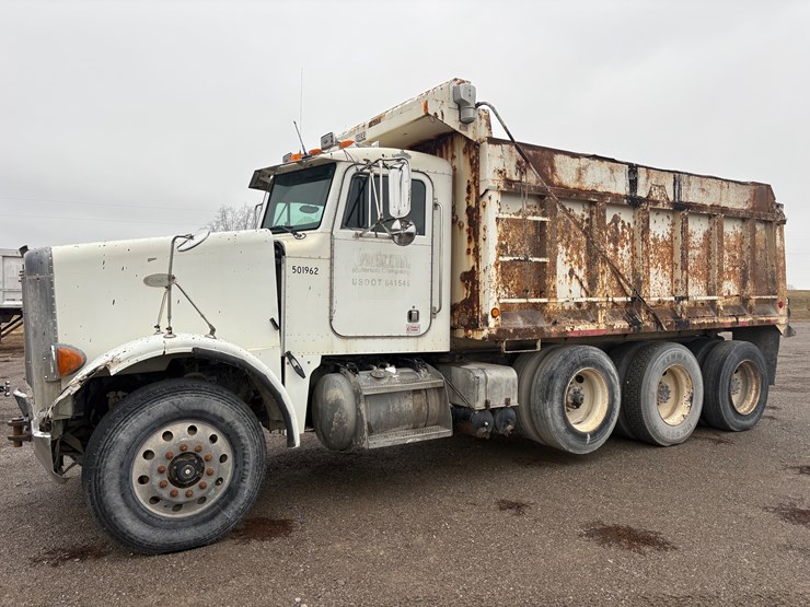 2000-peterbilt-378-image-5