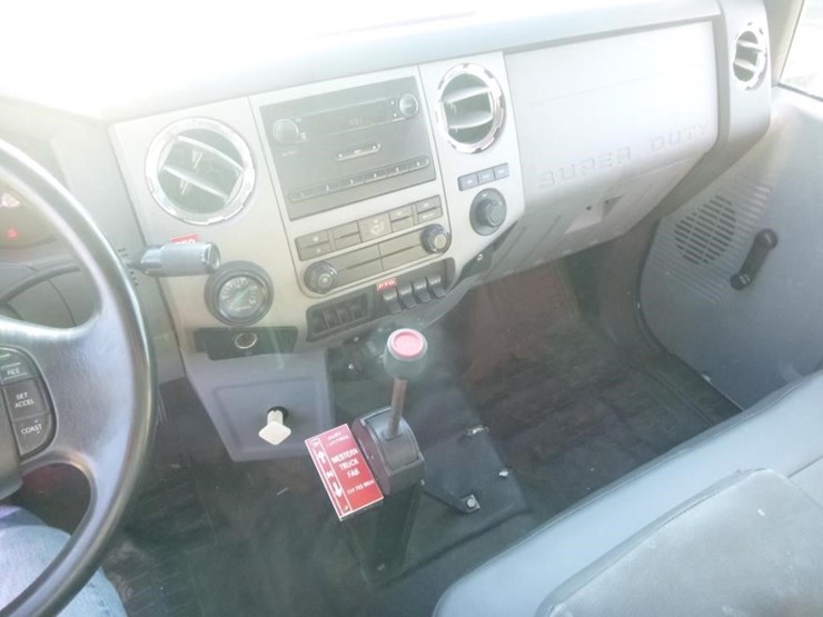 2013-ford-f650-image-6