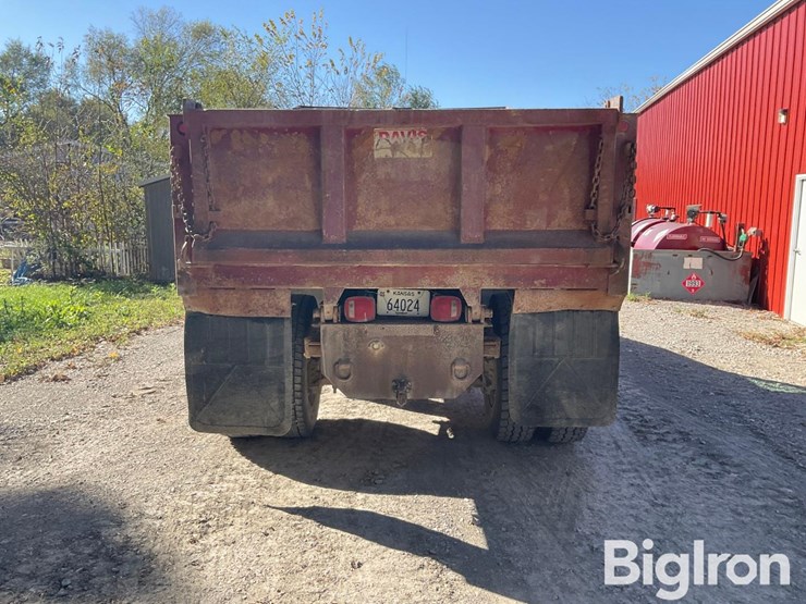 international-4700-image-6