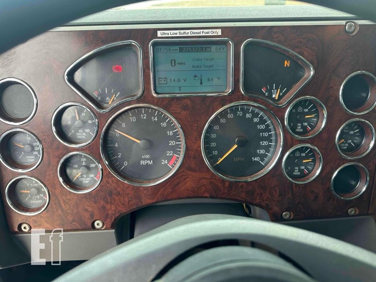 2017-mack-granite-gu713-image-32