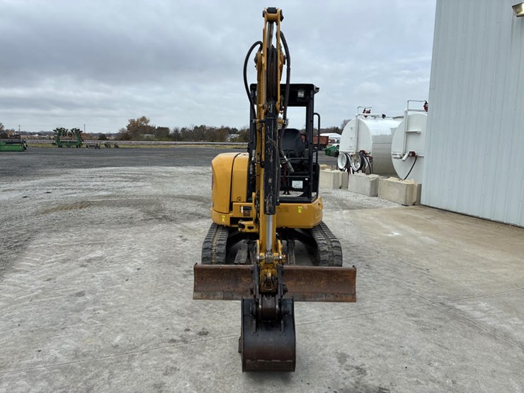 caterpillar-303.5e2-cr-image-11