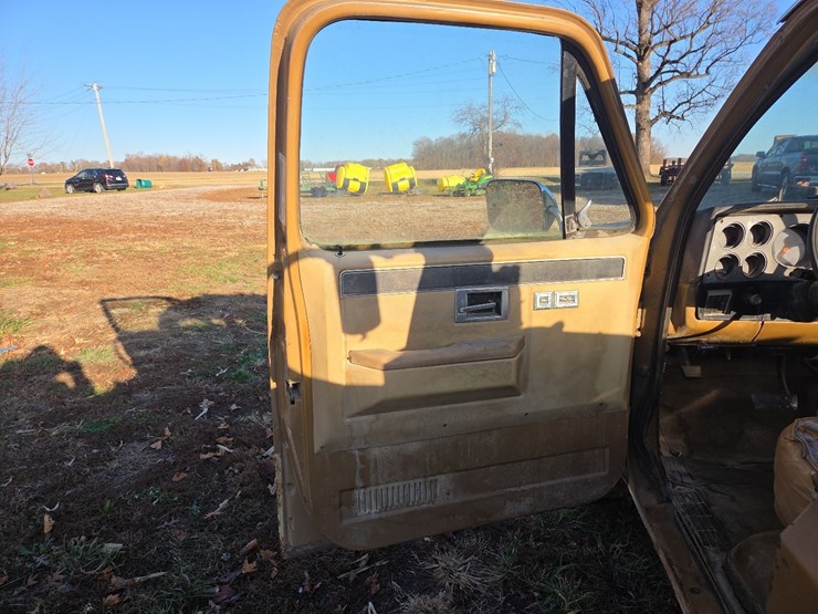 1985-gmc-3500-image-23