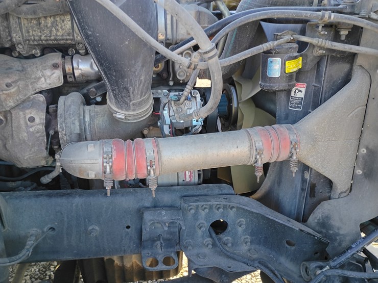 freightliner-cascadia-125-image-30