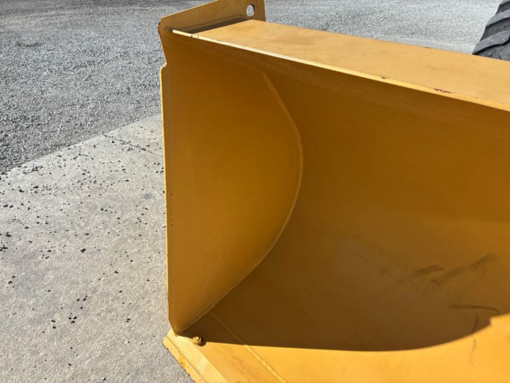 #122386-•-2022-jd-204l-#1lu204lcazb068342-image-12