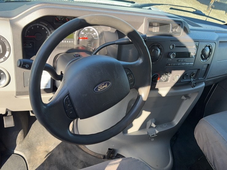 ford-e450-image-14
