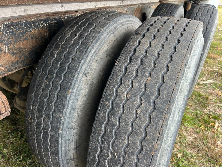 international-fleetstar-image-28