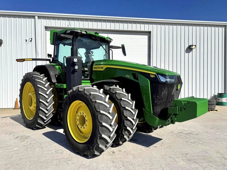 john-deere-8r-370-image-1