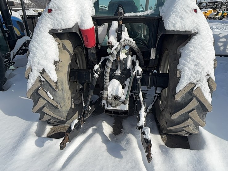 new-holland-t4020-image-7