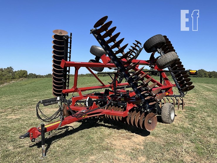 2018-case-ih-true-tandem-345-image-1