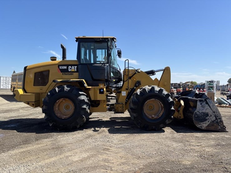 2019-caterpillar-930m-image-7