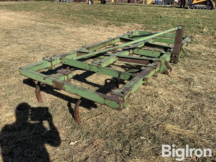 john-deere-3-pt.-chisel-image-3