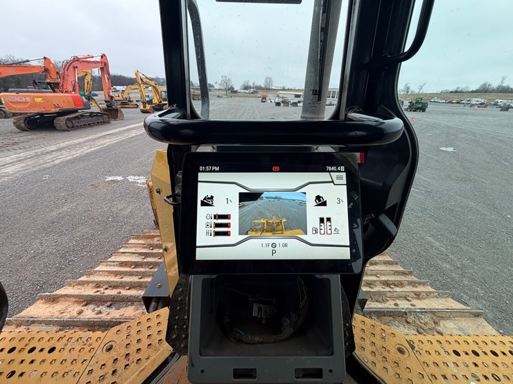 caterpillar-d5-lgp-image-21