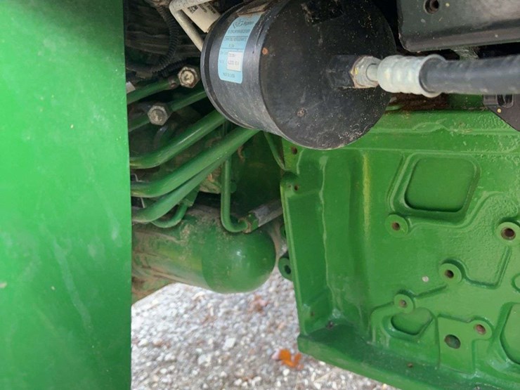 2023-john-deere-5120m-image-14