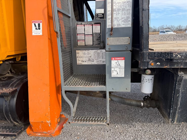 ford-lts9000-image-15