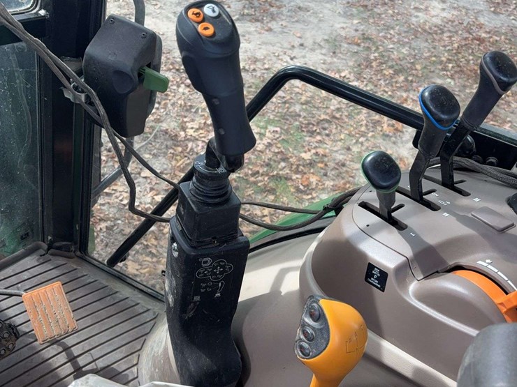 2023-john-deere-5120m-image-40