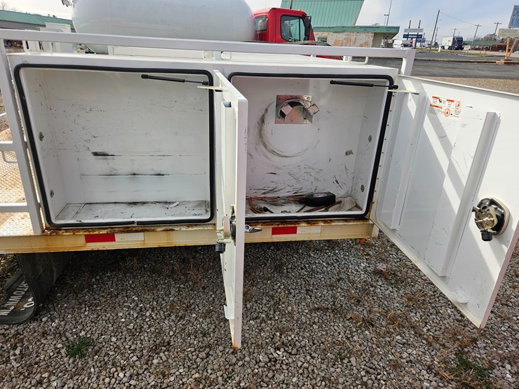 chevrolet-3500-image-10