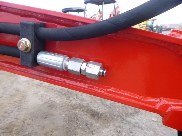 2025-vicsec-vc13-hydraulic-excavator-image-13