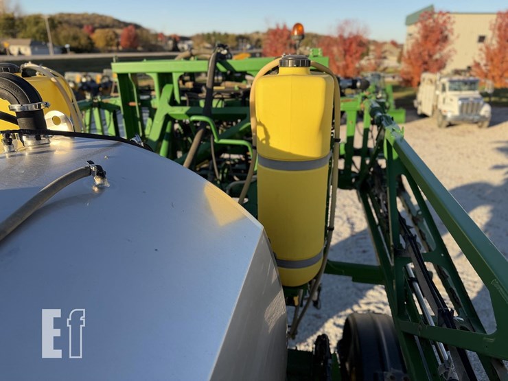 john-deere-r4038-image-29