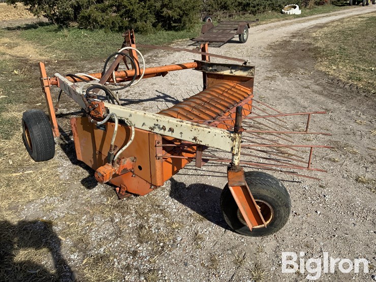 a&l-2010-hay-fluffer-image-7