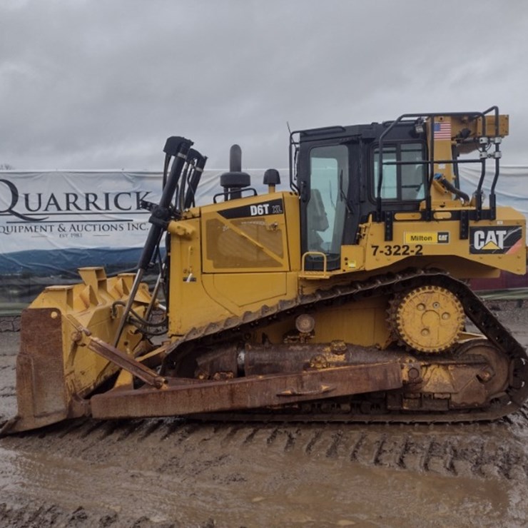 CATERPILLAR D6T XL