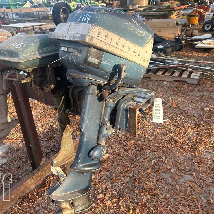 EVINRUDE OUTBOARD MOTOR