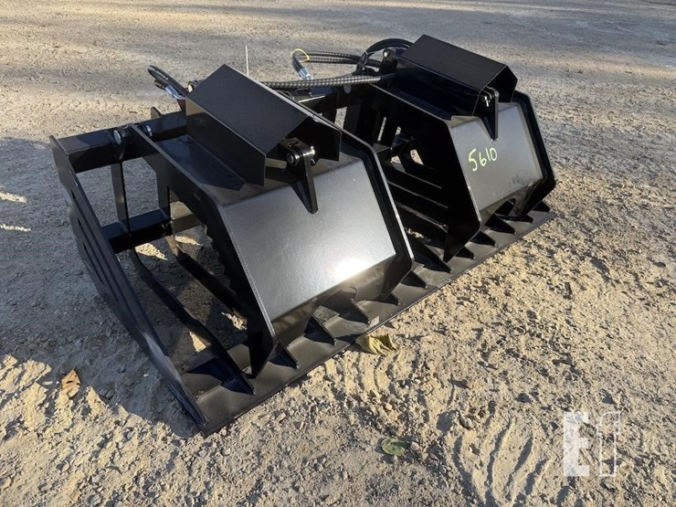 skid-steer-hollow-wood-grabber-image-1