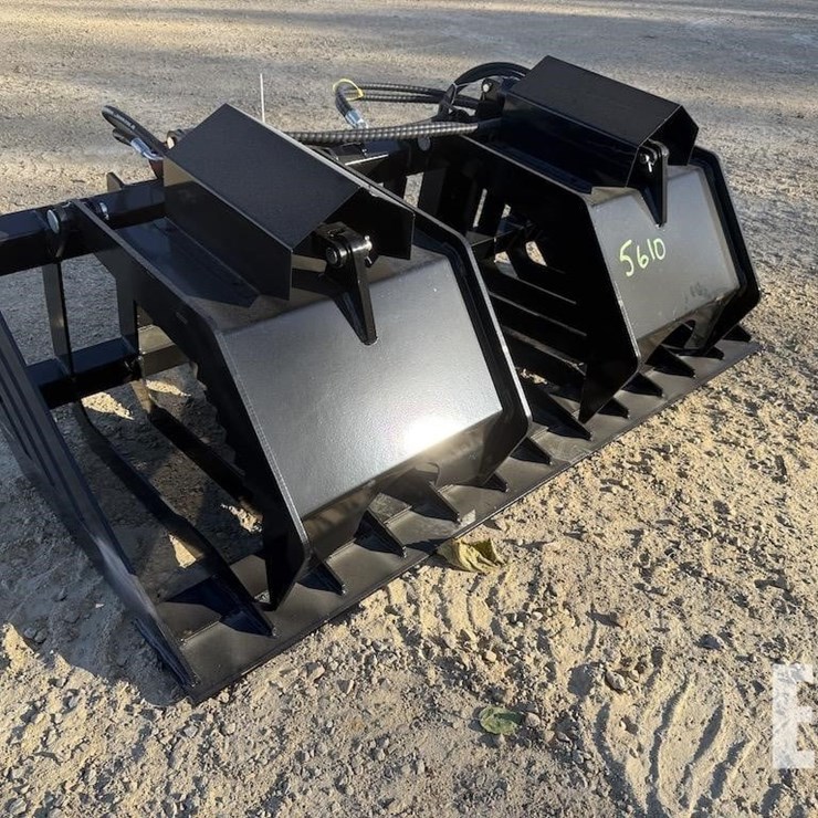 SKID STEER HOLLOW WOOD GRABBER