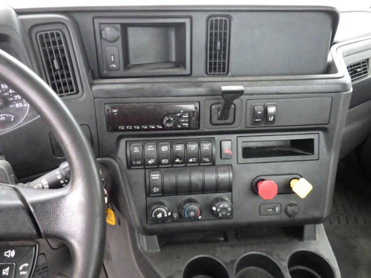 2019-international-lt-image-21