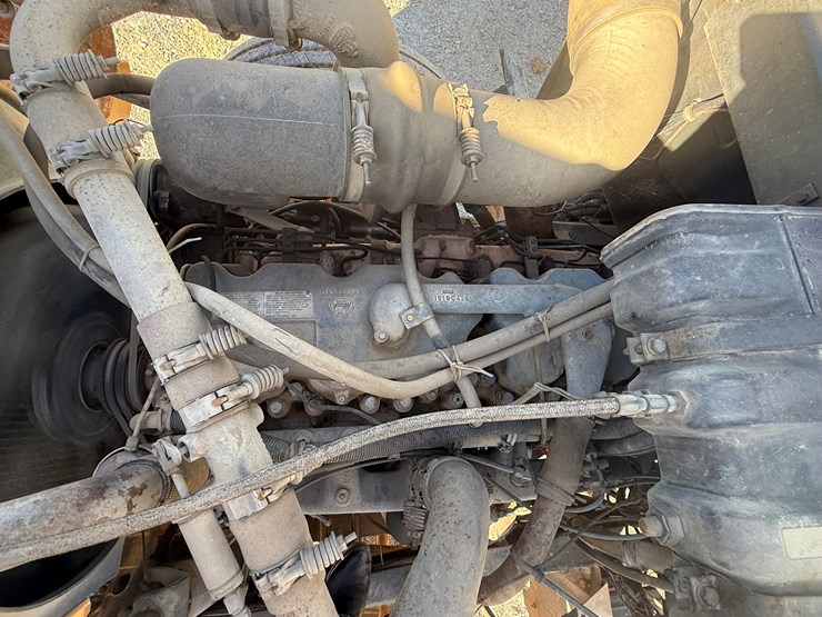 mack-r686st-image-27